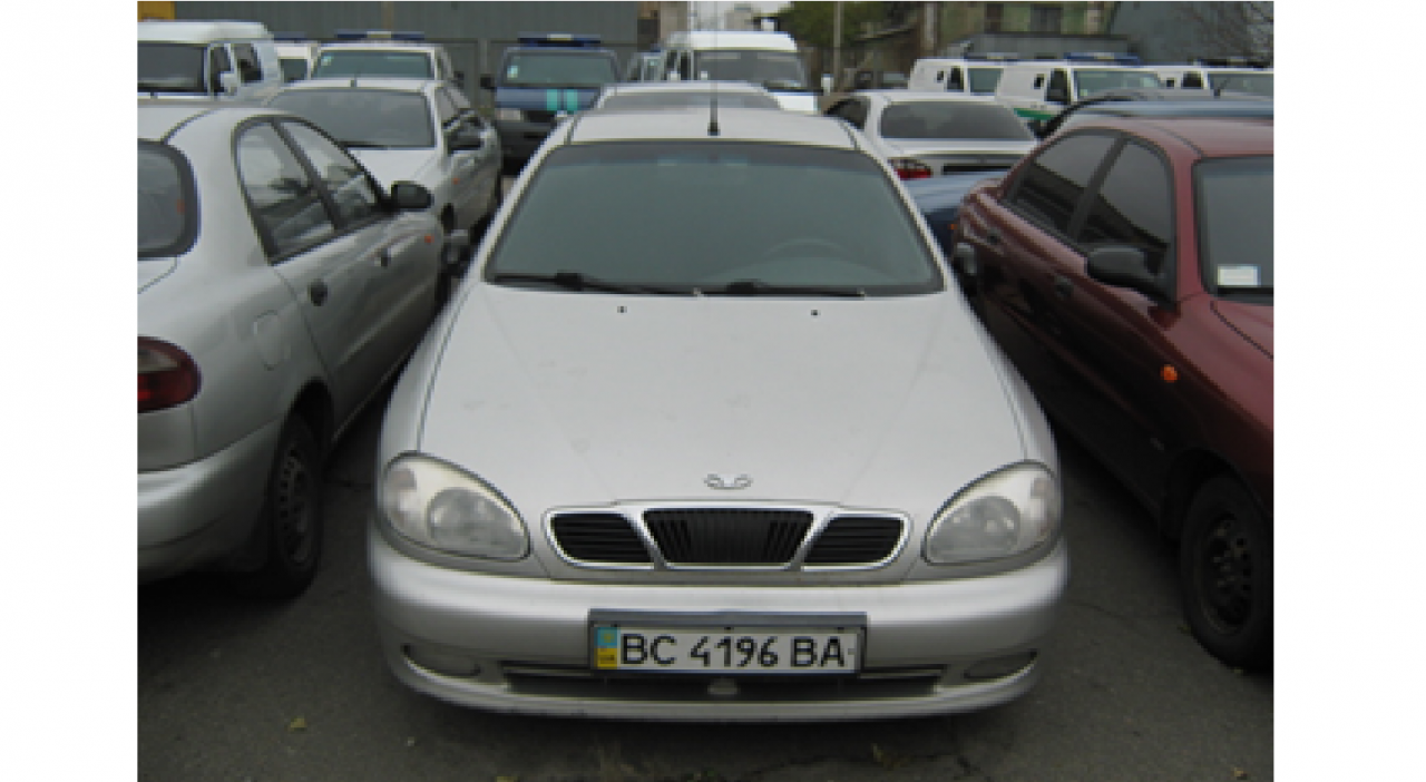 Легковий автомобіль Daewoo Lanos TF69Y, 2007 року, номер кузова SUPTF69YD7W322392, номер державної реєстрації  ВС4196ВА, об'єм двигуна 1,5, тип пального бензин.  Основні засоби у кількості 9 шт.